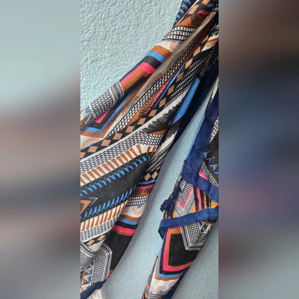 Colorful Geometric Pattern Scarf - Picture 2 of 5